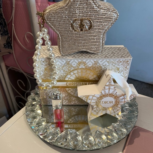 Christian Dior Star-Shaped Gold Pouch with Wristlet Attached and More - Picture 2 of 7